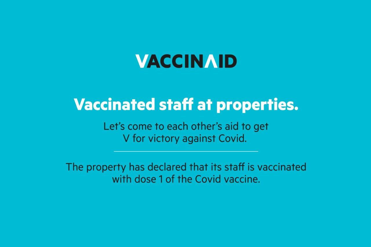 Vaccinated Staff- Oyo 22654 Hotel Rose & Petals Ghaziabad Zewnętrze zdjęcie