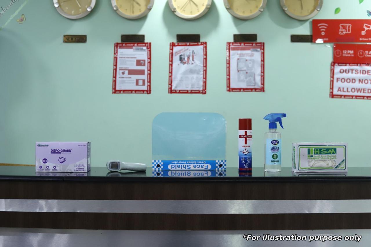 Vaccinated Staff- Oyo 22654 Hotel Rose & Petals Ghaziabad Zewnętrze zdjęcie